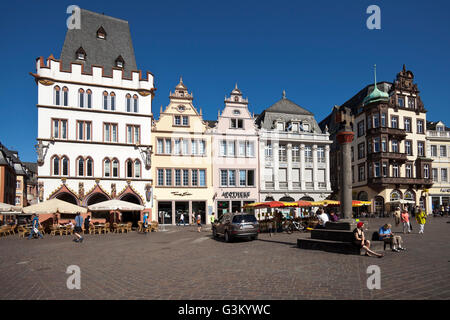 L'Marktkreuz croix sur la place du marché Hauptmarkt, Trèves, Rhénanie-Palatinat, PublicGround Banque D'Images