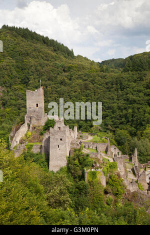Château de Niederburg, l'un des deux châteaux de Manderscheid, Eifel, Rhénanie-Palatinat, PublicGround Banque D'Images
