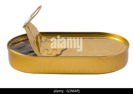 Pouvez avec anchois isolated over white background . Banque D'Images