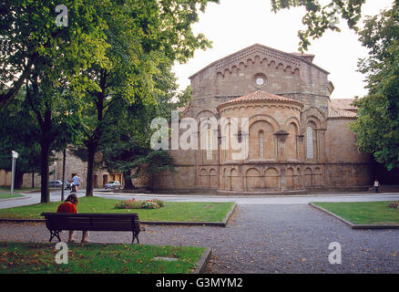 Chevet de Sant Joan de Ripoll monastère. Sant Joan de les Abadesses, province de Gérone, Catalogne, Espagne. Banque D'Images