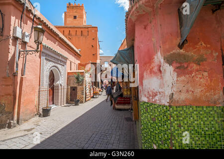 Les ruelles de la médina de Marrakech / Marrakech, Maroc Banque D'Images