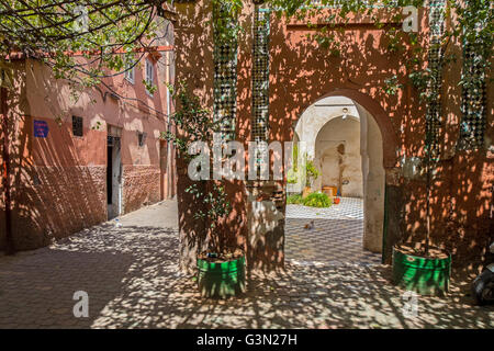 Les ruelles de la médina de Marrakech / Marrakech, Maroc Banque D'Images