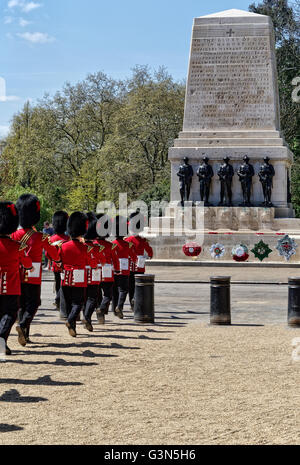 La Guardsmean depuis mars les gardes Mémorial, Horse Guards Parade, Londres Banque D'Images