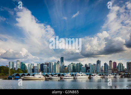Vancouver est la ville la plus peuplée de la province canadienne de la Colombie-Britannique Banque D'Images