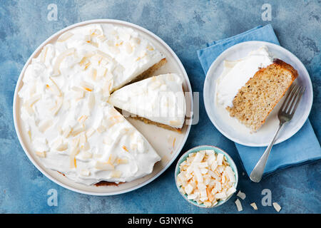 Lait trois gâteaux, tres leches gâteau à la noix de coco Banque D'Images