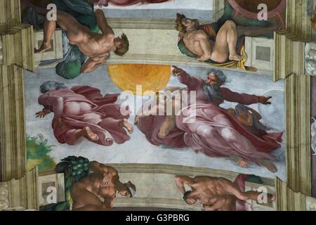 Dieu créant le soleil, de la Lune et de la Terre, fresque du plafond de la Chapelle Sixtine, par Michel-Ange Buonarroti, 1508-1512, Musées du Vatican, Banque D'Images