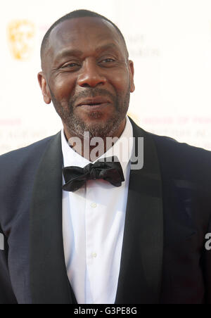 8 mai 2016 - Sir Lenny Henry assistant à BAFTA TV Awards 2016 au Royal Festival Hall à Londres, au Royaume-Uni. Banque D'Images