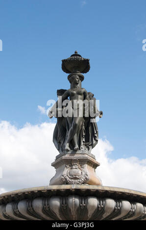 Fontaine sur la Place de la bourse, bourse, Bordeaux, France, Europe Banque D'Images