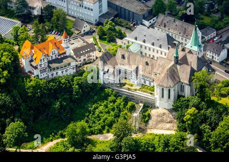 Vue aérienne, la construction du mur sur le côté est du monastère Wedinghausen, Altenhaeim sur Hirschberger, Tor Banque D'Images