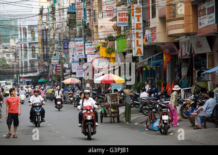 Zone touristique de Pham Ngu Lao à Saigon, Ho Chi Minh City, Vietnam, Asie du sud-est Banque D'Images