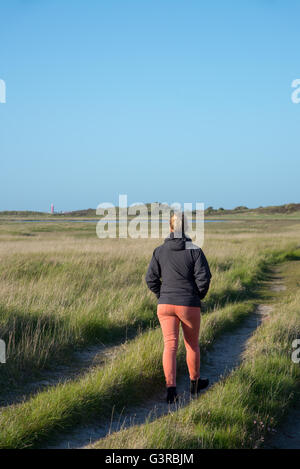 Balade fille au muy réserve naturelle à texel Hollande Banque D'Images