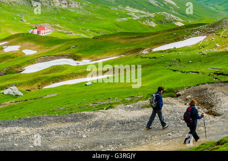 PR-PNPE 24 - Route Aliva ports. Picos de Europa, Cantabria, Spain, Europe Banque D'Images