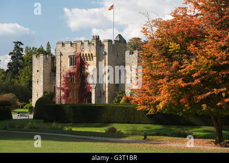 Le château de Hever et jardins, Hever, Kent, Angleterre, Royaume-Uni, Europe Banque D'Images