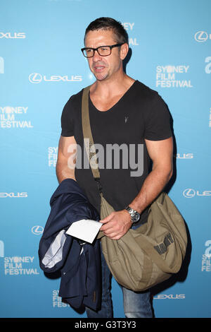 Sydney, Australie. 14 juin 2016. Les célébrités sont arrivés sur le tapis rouge à la 63ème Festival du film de Sydney pour le messie, première mondiale suivie par le sang père, Australian Premiere. En Photo : l'acteur Matt ctiver. Crédit : Richard Milnes/Alamy Live News Banque D'Images