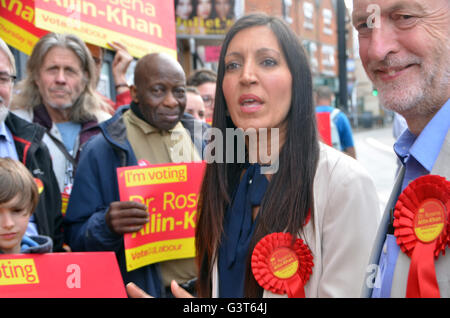 Tooting, Londres, Royaume-Uni. 14 Juin, 2016. Jeremy Corbyn le chef du parti travailliste pour soutenir Tooting visite candidat Dr Rosena qui Allin-Khan est debout dans l'élection par causée par le vide créé lorsque Sadiq Khan démissionné lorsqu'il est devenu maire de Londres. Credit : JOHNNY ARMSTEAD/Alamy Live News Banque D'Images