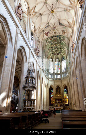 À l'intérieur de l'église Sainte-Barbe à Kutna Hora, République tchèque. Banque D'Images