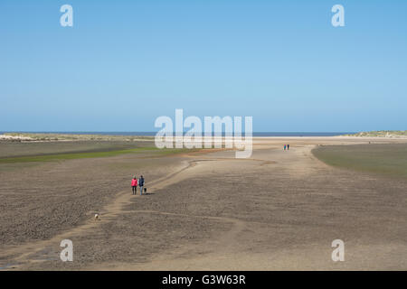 Une scène de plage de Holkham beach, Norfolk. Banque D'Images