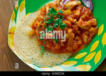 Les tricheurs Chicken Mole.plat typiquement mexicaine Banque D'Images