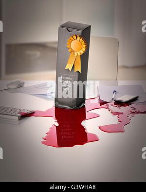 Vin rouge renversé à la case sur 24 belle image Banque D'Images