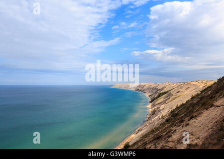 Grand Sable dunes près de Grand Marais, au Michigan. Faites glisser le journal surplombent fait partie de Pictured Rocks National Lakeshore. Banque D'Images