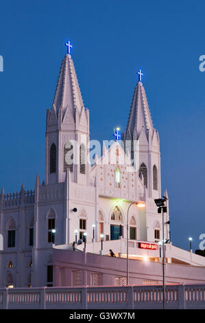 Culte Basilique Notre Dame de Bonne Santé Velankanni Tamil Nadu Inde Banque D'Images