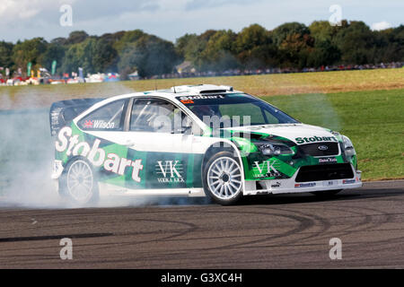 Matthew Wilson dans le Stobart M-Sport Ford Rally Team, Ford Focus WRC au rallye 2007 Journée de Castle Combe, Wiltshire, Royaume-Uni. Banque D'Images