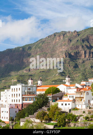 Tejeda village dans le cratère central dans les montagnes de Gran Canaria, Îles Canaries, Espagne Banque D'Images