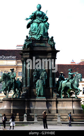 Statue de Maria Theresa, Vienne, Autriche Banque D'Images