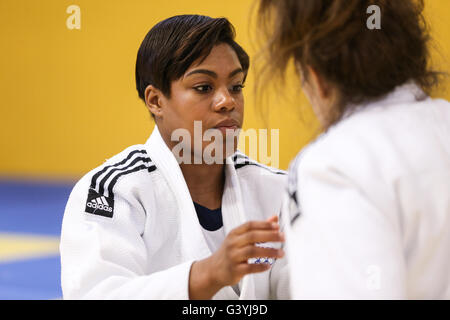 Au cours de l'Smythe-Davis Nekoda annonce à l'équipe de Judo Britannique Centre d'excellence, Walsall. Banque D'Images