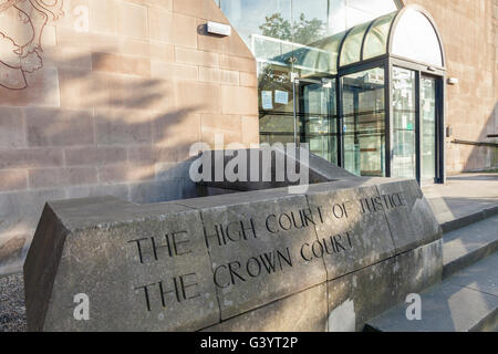 Le Tribunal de la Couronne de Nottingham, Haute Cour de Justice, Cour de comté, et de la famille centre d'audiences de tribunal, Nottingham, England, UK Banque D'Images