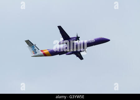 Flybe Bombardier Dash 8 Q400 Banque D'Images