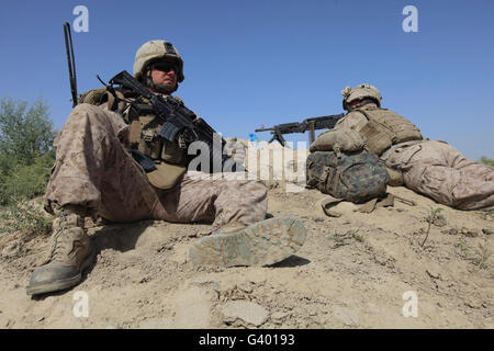 Les Marines américains d'assurer la sécurité dans la province de Helmand en Afghanistan. Banque D'Images