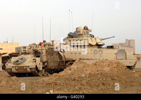 L'ARMÉE AMÉRICAINE M2 Bradley véhicules de combat d'infanterie. Banque D'Images