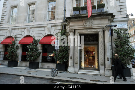 L'entrée principale de Garrard les bijoutiers dans Albemarle Street Mayfair centre de Londres. Banque D'Images