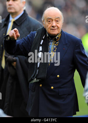 Mohamed Al Fayed, président de Fulham, se présente avant le match de la Barclays Premier League à Craven Cottage, Londres Banque D'Images