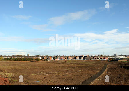 Vue générale sur le site de l'ancienne demeure du Stoke City football Club, le Victoria Ground. Utilisé par le club de 1878 à 1997 quand le club a déménagé au stade actuel Britannia. La région n'est pas utilisée, sauf comme voie de circulation pour les résidents locaux Banque D'Images