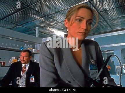 Proie, aka : proie - Gefährliche Spezies, Fernsehserie, USA 1998, acteurs : Larry Drake, Susanna Thompson Banque D'Images