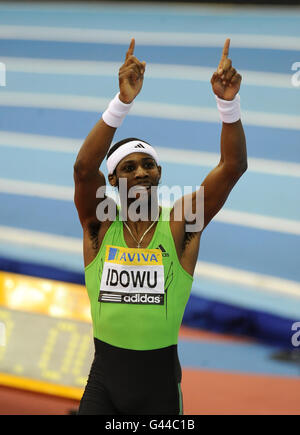 Athlétisme - Grand Prix Aviva - National Indoor Arena.Phillips Idowu en Grande-Bretagne célèbre sa victoire dans le triple saut Banque D'Images