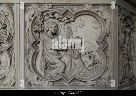 Création d'Adam. Le soulagement. La genèse. 13e c. La Sainte-Chapelle, Paris, France. Banque D'Images
