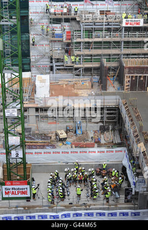 L'École Guildhall Hard Hat Prom Banque D'Images