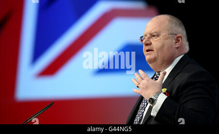 Eric Pickles, secrétaire des communautés, au Forum du printemps conservateur à la Conférence des conservateurs gallois à Cardiff, au pays de Galles. Banque D'Images