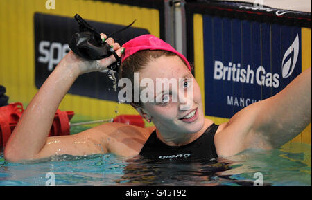 Francesca Halsall remporte le 100m Freestyle féminin lors des championnats britanniques de natation au gaz au centre aquatique de Manchester, à Manchester. Banque D'Images