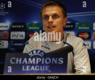 Jesper Gronkjaer du FC Copenhague lors d'une conférence de presse au pont Stamford, Londres. Banque D'Images