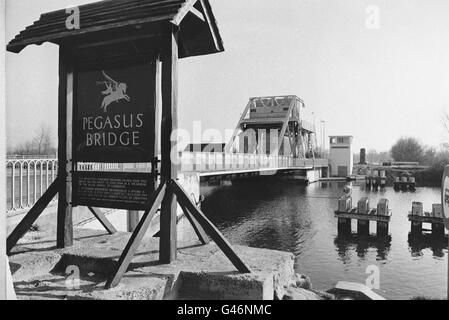 Pegasus Bridge Défense Banque D'Images