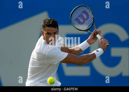 Milos Raonic du Canada en action pendant le cinquième jour des Championnats AEGON 2016 au Queen's Club, à Londres. APPUYEZ SUR ASSOCIATION photo. Date de la photo: Vendredi 17 juin 2016. Voir PA Story TENNIS Queens. Le crédit photo devrait se lire: Steve Paston/PA Wire. Banque D'Images