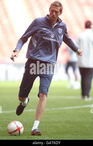 Football - International friendly - Angleterre v Ghana - Angleterre entraînement - Stade Wembley. Peter Crouch d'Angleterre pendant l'entraînement Banque D'Images