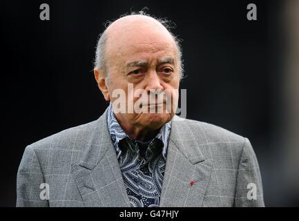 Football - Barclays Premier League - Fulham v Blackpool - Craven Cottage.Mohamed Al Fayed, président de Fulham, avant le lancement Banque D'Images