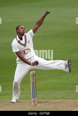 Cricket - amical - Premier jour - le Nottinghamshire contre Surrey - Trent Bridge. Chris Jordan, Surrey Banque D'Images