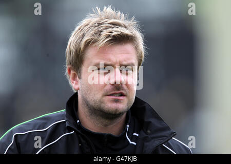 Cricket - amical - Premier jour - le Nottinghamshire contre Surrey - Trent Bridge. Ashley Wright, entraîneur de renforcement et de conditionnement de Surrey Banque D'Images