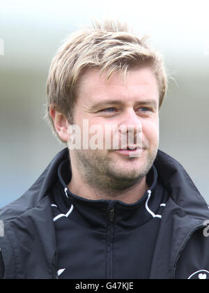 Cricket - amical - Premier jour - le Nottinghamshire contre Surrey - Trent Bridge. Ashley Wright, entraîneur de renforcement et de conditionnement de Surrey Banque D'Images